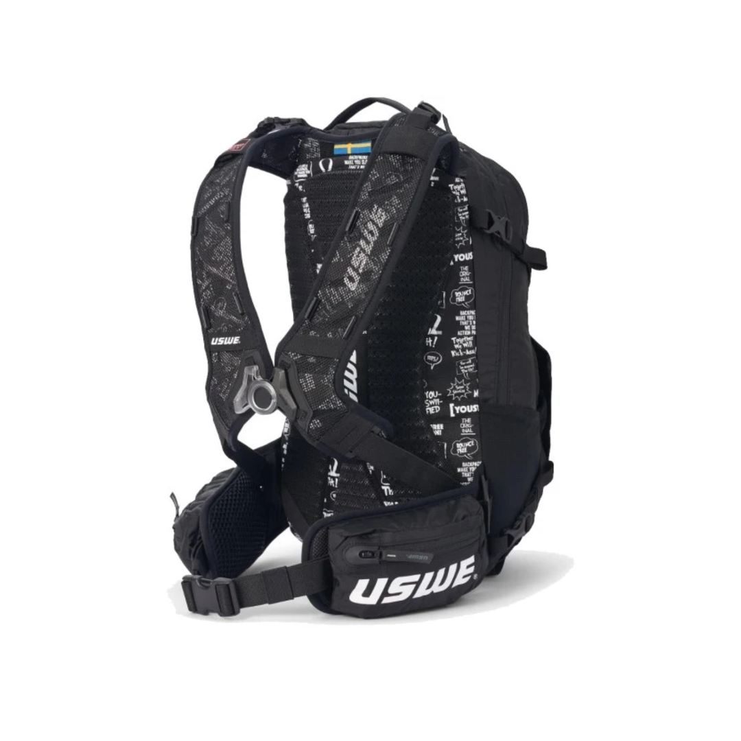 Adjustable Strap with No bounce buckle for perfect fit