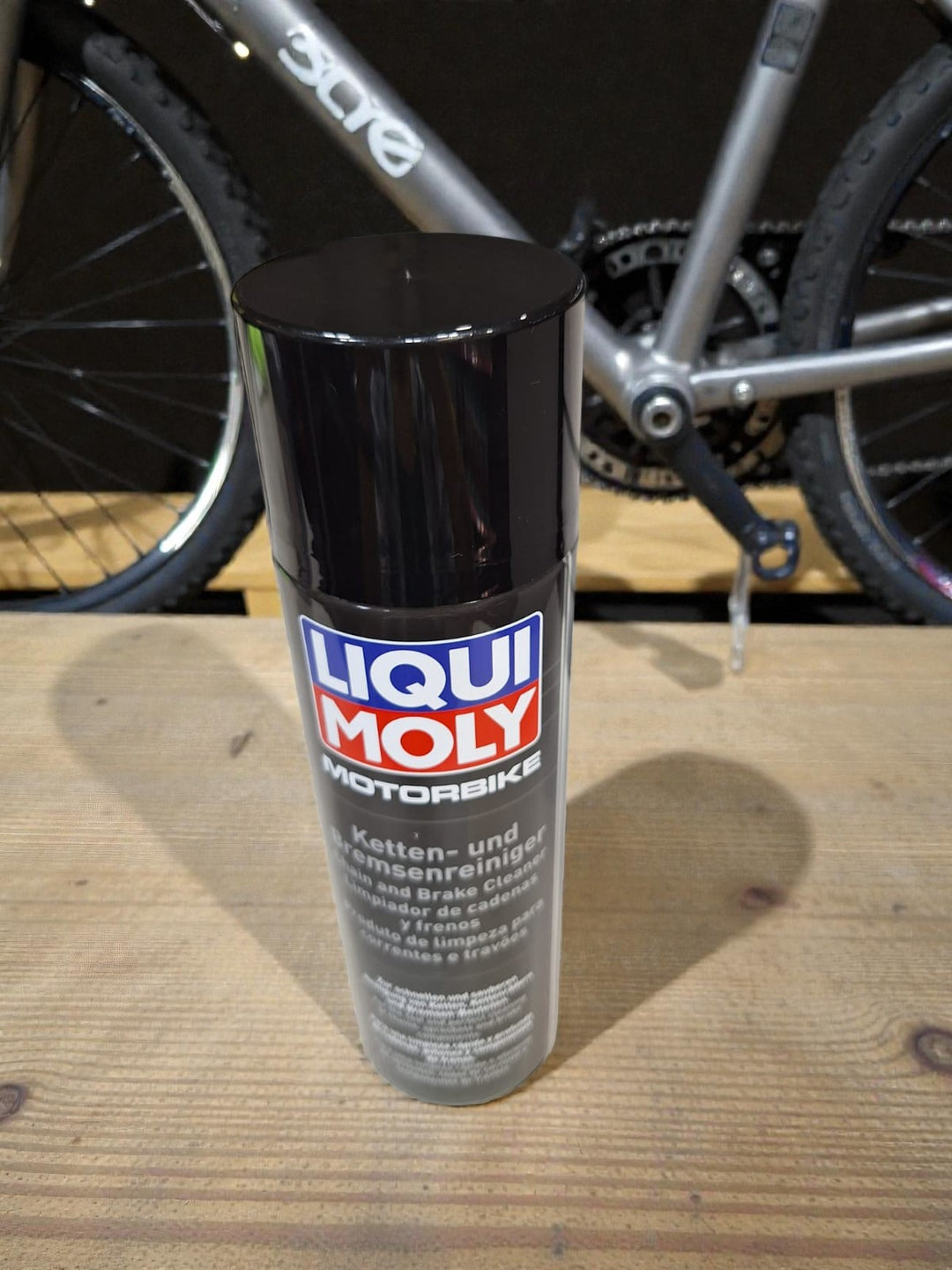 Cleaning Spray for motorbike brakes
