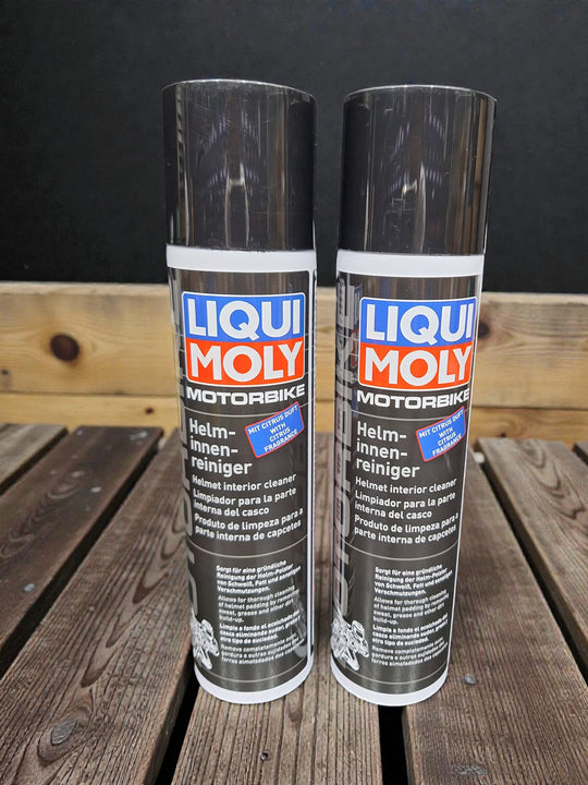 Helmet spray with fresh Fragrance