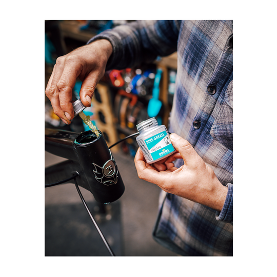 Bike Grease-excellent adhesion