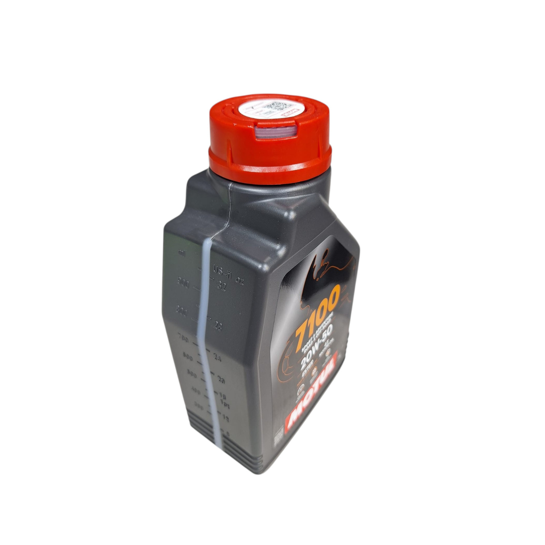 7100 4T 20W50 fully synthetic lubricant oil 1L