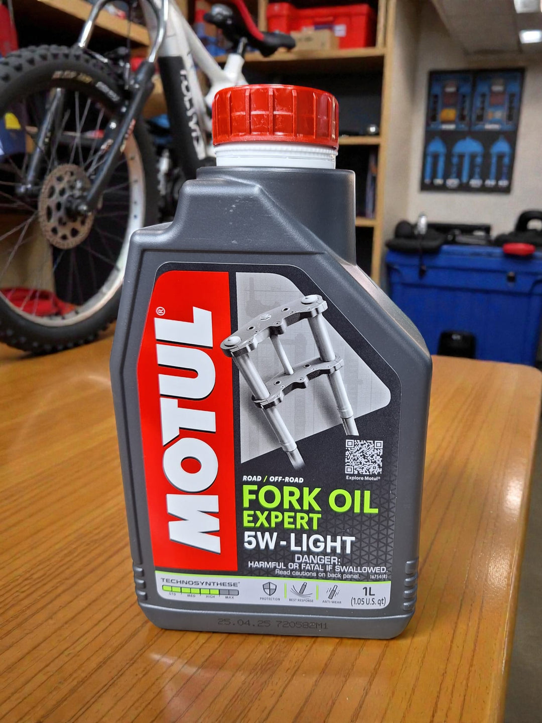 Motul Fork Oil Expert 5W Light 1L