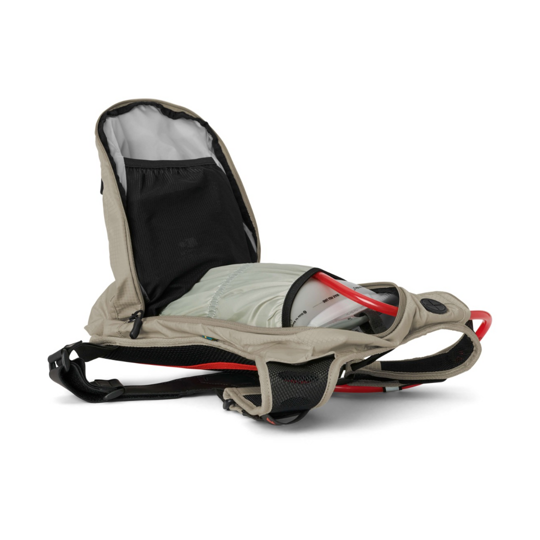 USWE-Outlander Moto 9L Lightweight Hydration Pack