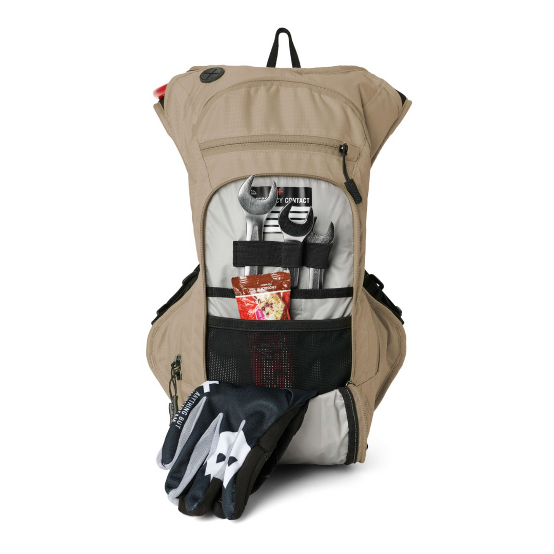 USWE-OUTLANDER Moto 9L Hydration Pack