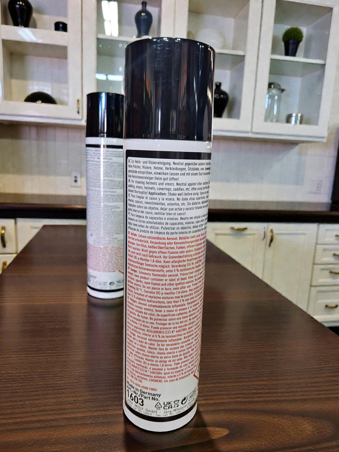 LIQUI MOLY MOTORBIKE HELMET INTERIOR CLEANER 300ML