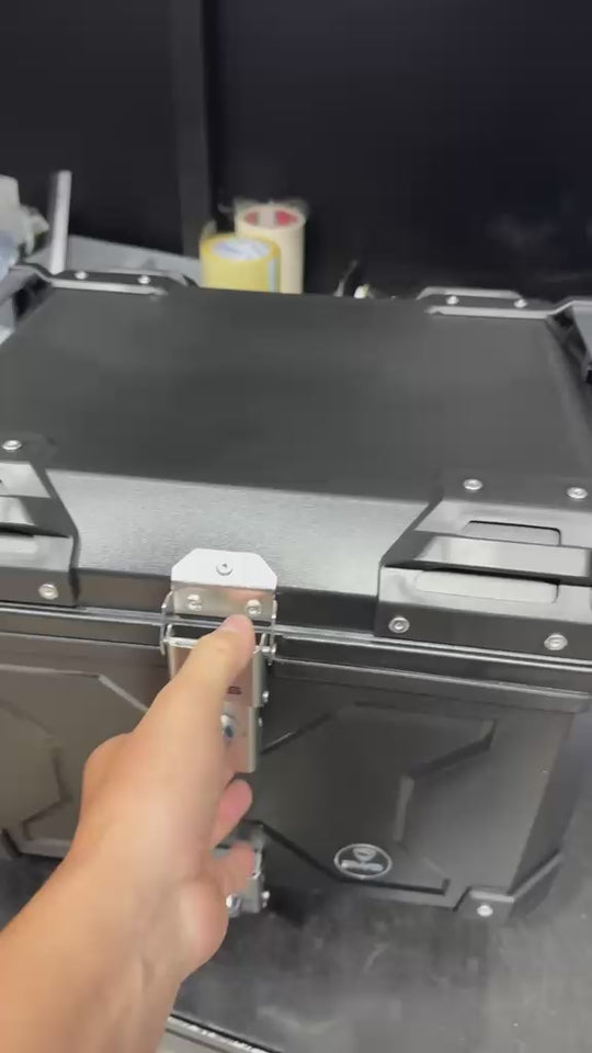 BWS Motorcycle Rear Top Box 47L Easy Install